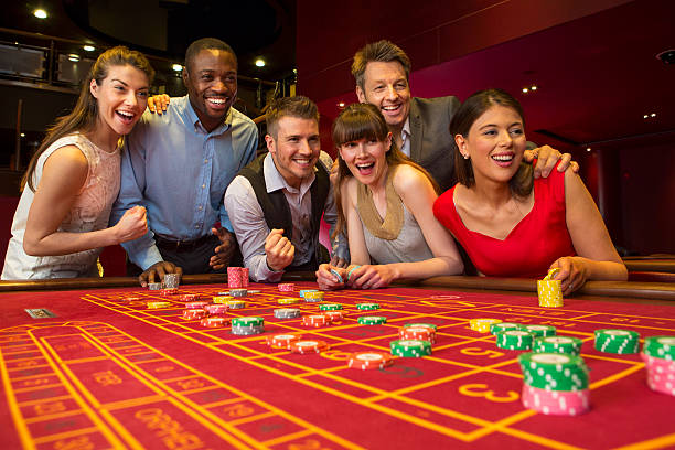 mpire88 professional dealer conducting live blackjack